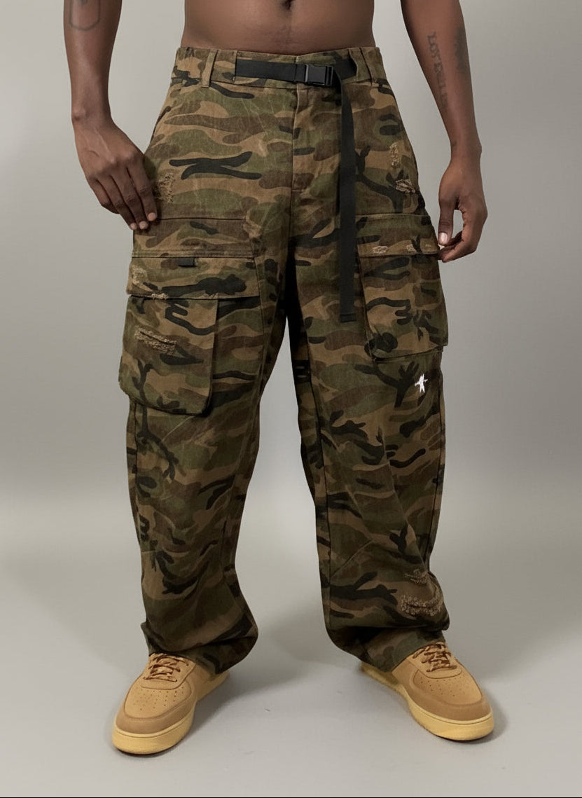 Stolo Clothing Co Essential Unisex Camouflage Distressed Baggy Cargo Pants w/ Belt