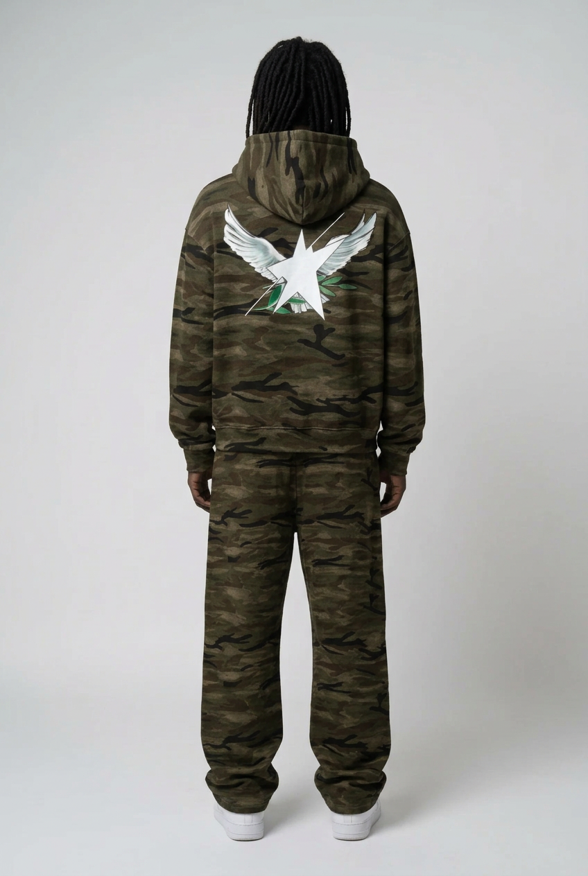 Birdies camo straight-back hero pose