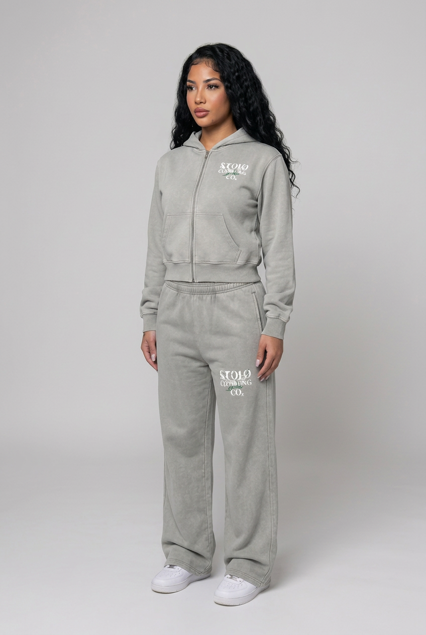 Light-grey set realistic on-body preview