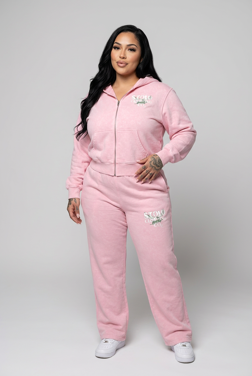 Pink mineral-washed STOLO set, angled pose