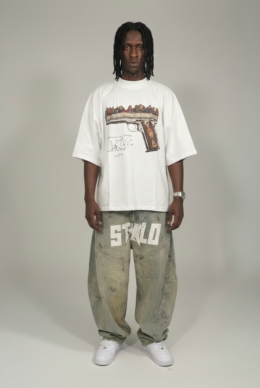 White tee model face edit